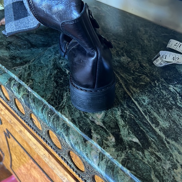 Charles David boots 👢 - Picture 5 of 12